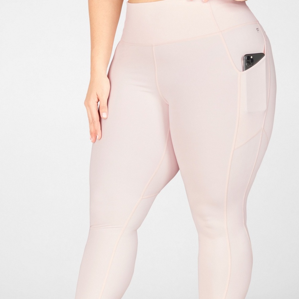Fabletics Oasis High-Waisted Pocket Legging